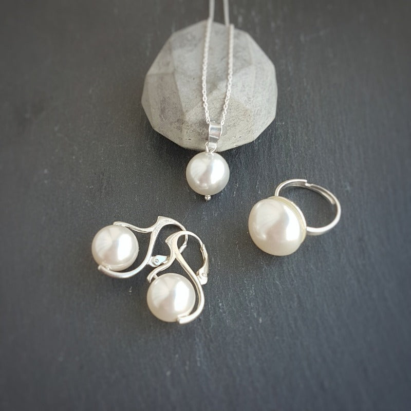Large White Pearl Jewellery Set in Silver