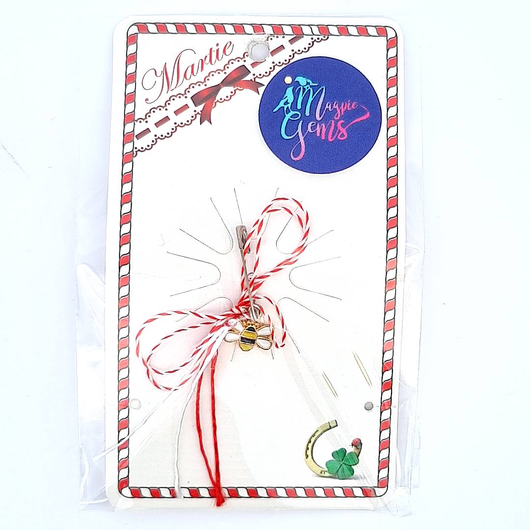 Buzzy Blossoms : Collection Martisor inspirée des abeilles