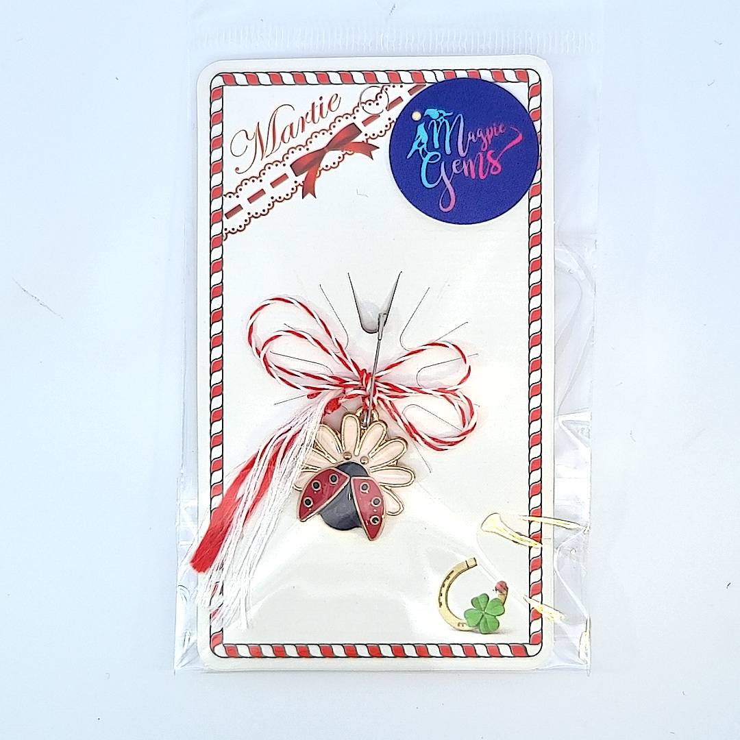 Porte-bonheur coccinelle Martisor en fleurs