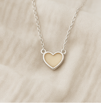 Breastmilk Keepsakes – A tender memento of motherhood, crafted in Ireland from love itself.