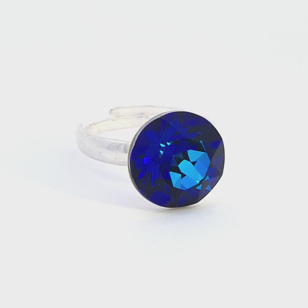 Bermuda Breeze Ring Video - Dazzling Ocean Blue Chaton Crystal in Sterling Silver Band, Showcased from All Angles - Magpie Gems Ireland