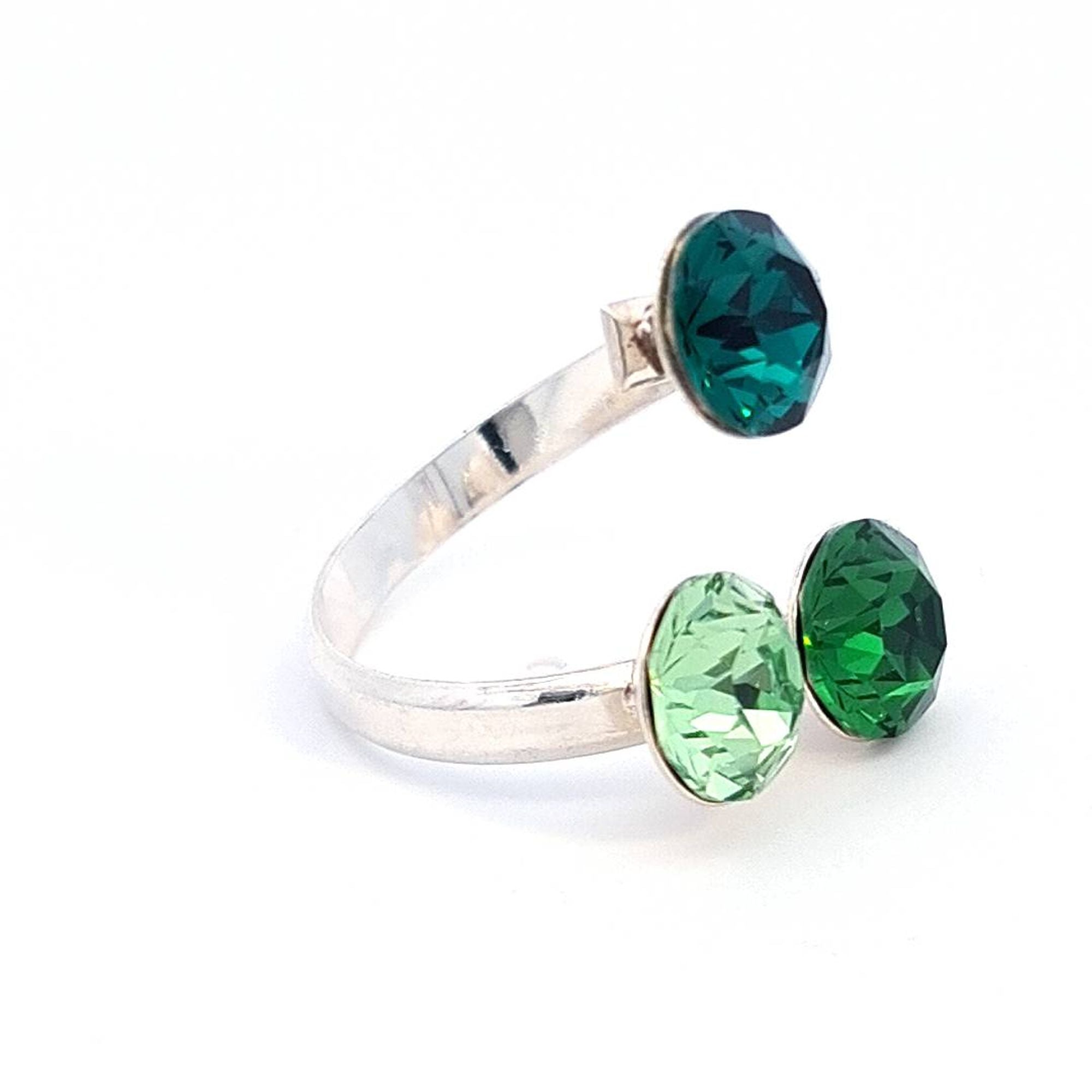 Magpie Gems Triad Treasure Cluster Ring with Luminous Emerald Green Crystals, side view