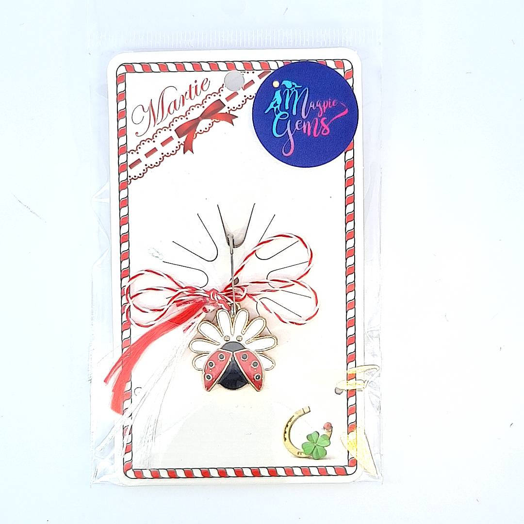 Porte-bonheur coccinelle Martisor en fleurs