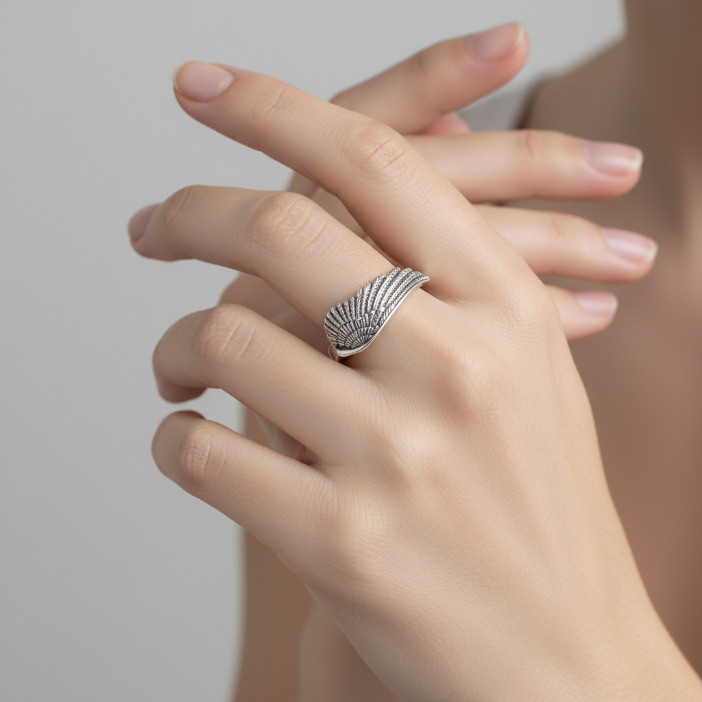 Angel Wing Knuckle Ring in Silver