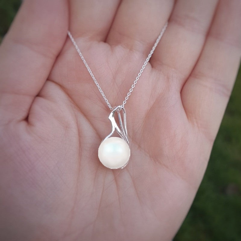 Crystal Pearl Luster Necklace