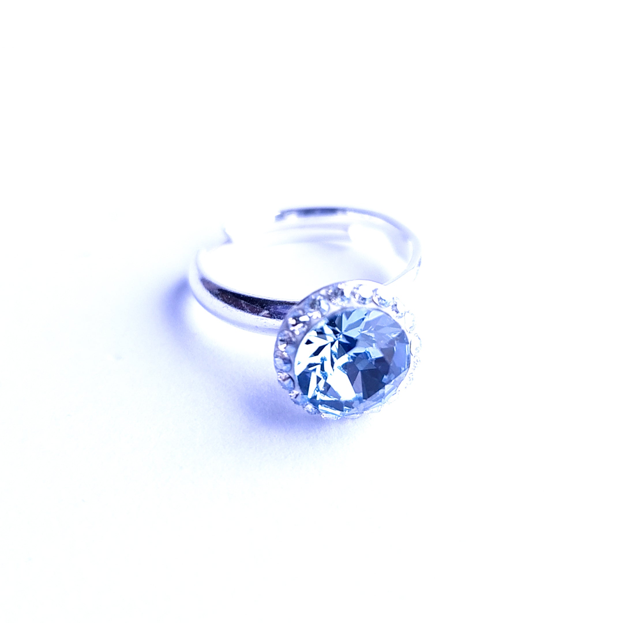 Dazzling Moonlit Heliotrope Halo Ring