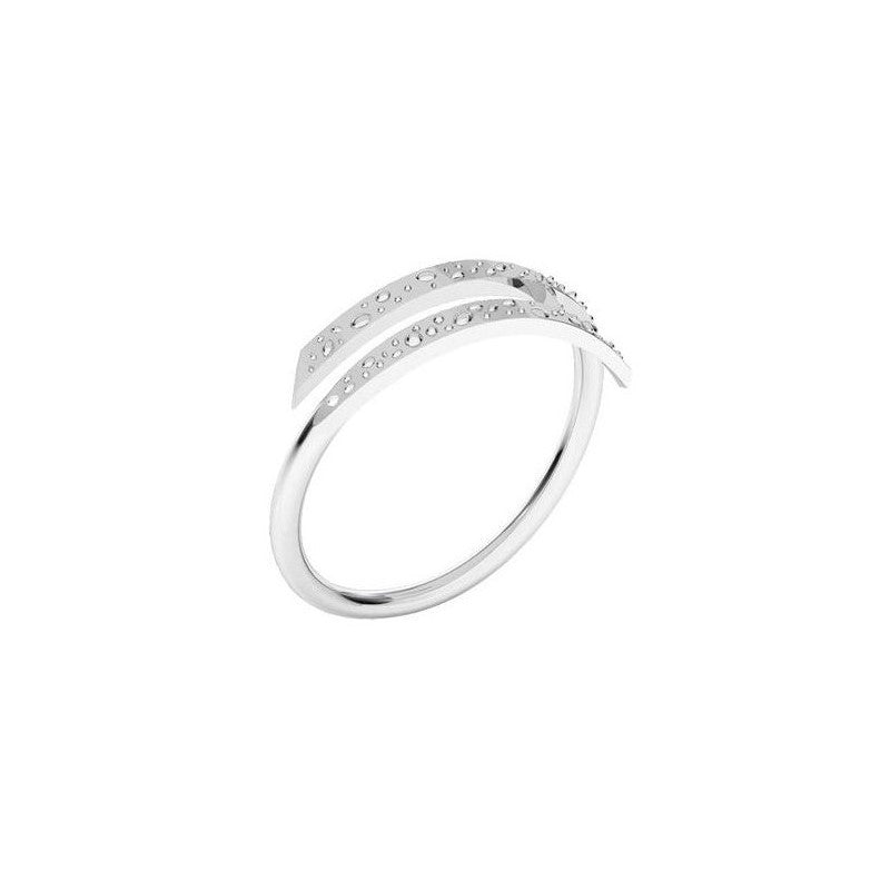 A minimalist adjustable silver ring, perfect for stacking or wearing alone. Presented in a Magpie Gems branded gift box.